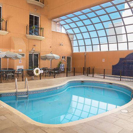 Holiday Inn Express Silao-Aeropuerto Bajio By Ihg Ngoại thất bức ảnh