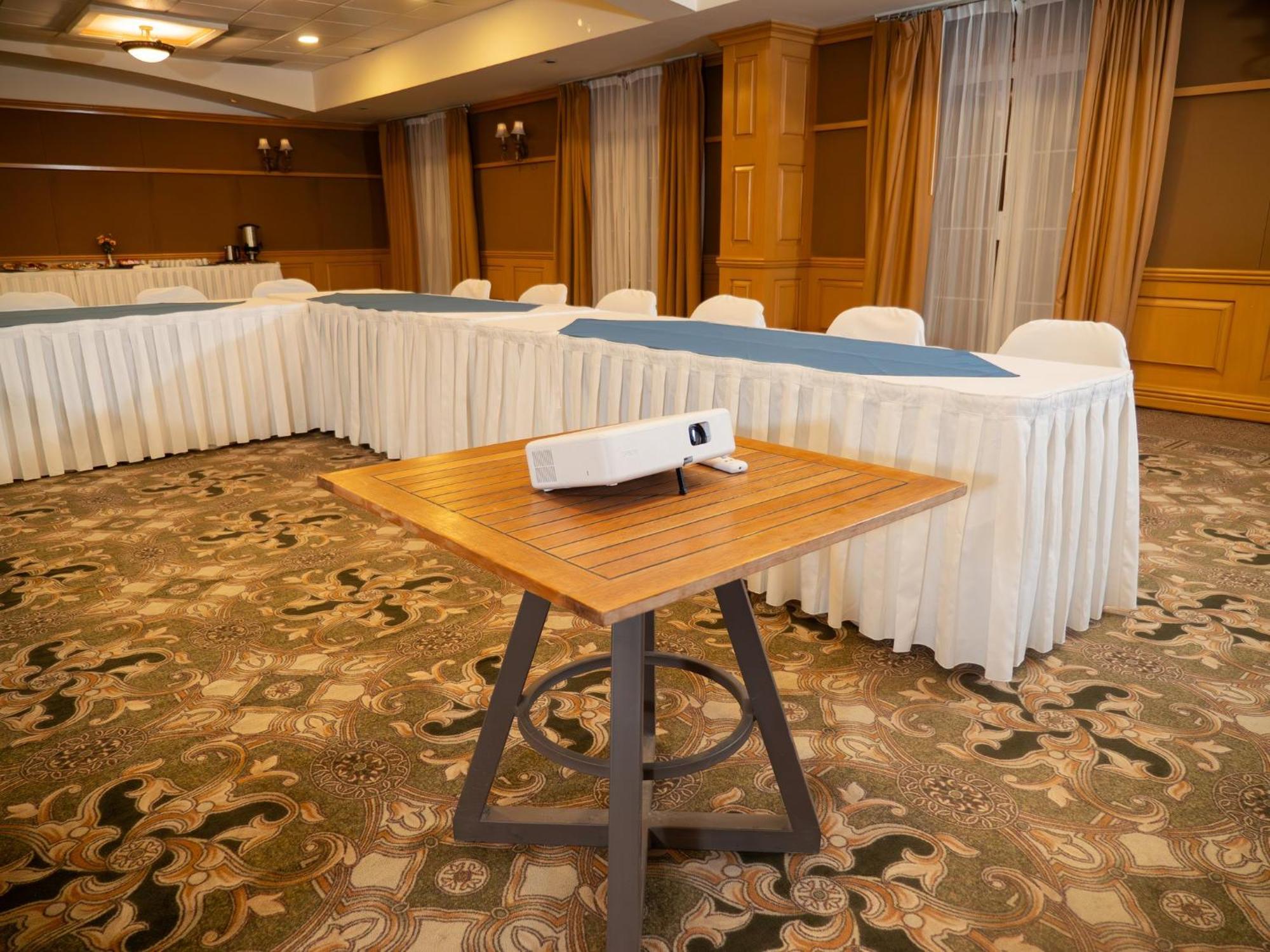 Holiday Inn Express Silao-Aeropuerto Bajio By Ihg Ngoại thất bức ảnh