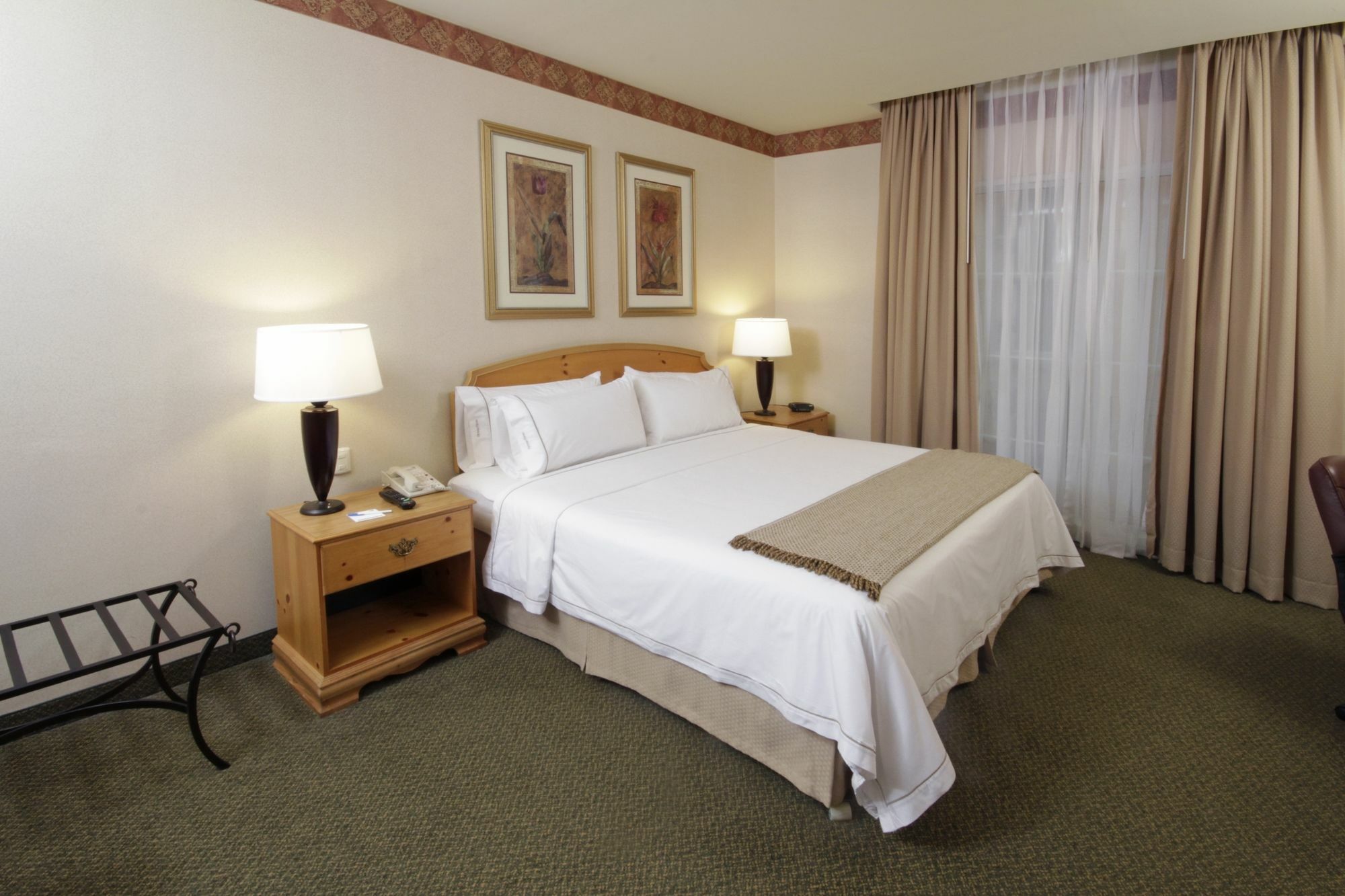 Holiday Inn Express Silao-Aeropuerto Bajio By Ihg Ngoại thất bức ảnh